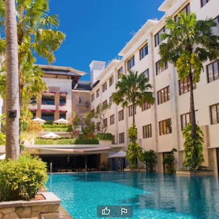 Stylish 2 Bedroom Penthouse Apt, Newly Refreshed, 50 Mbps, Pool, Gym, Resto กูตา ภายนอก รูปภาพ